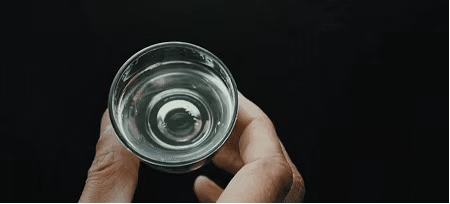 品鉴白酒方法