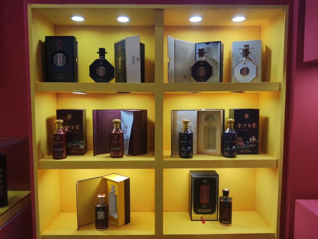 2021年第21届中部糖酒会金沙古酒展厅产品