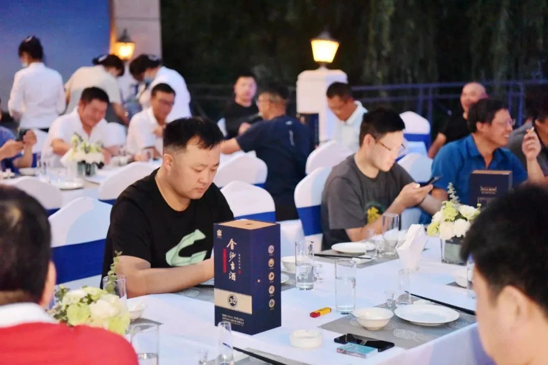 金沙古酒赞助金象高尔夫球队团体锦标赛冠军庆功宴