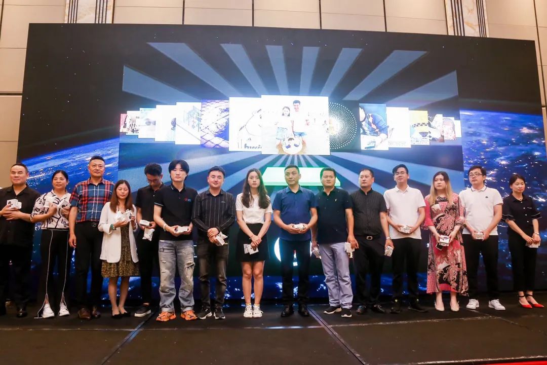 金沙古酒经销商赋能大会昆明站晚宴抽奖活动