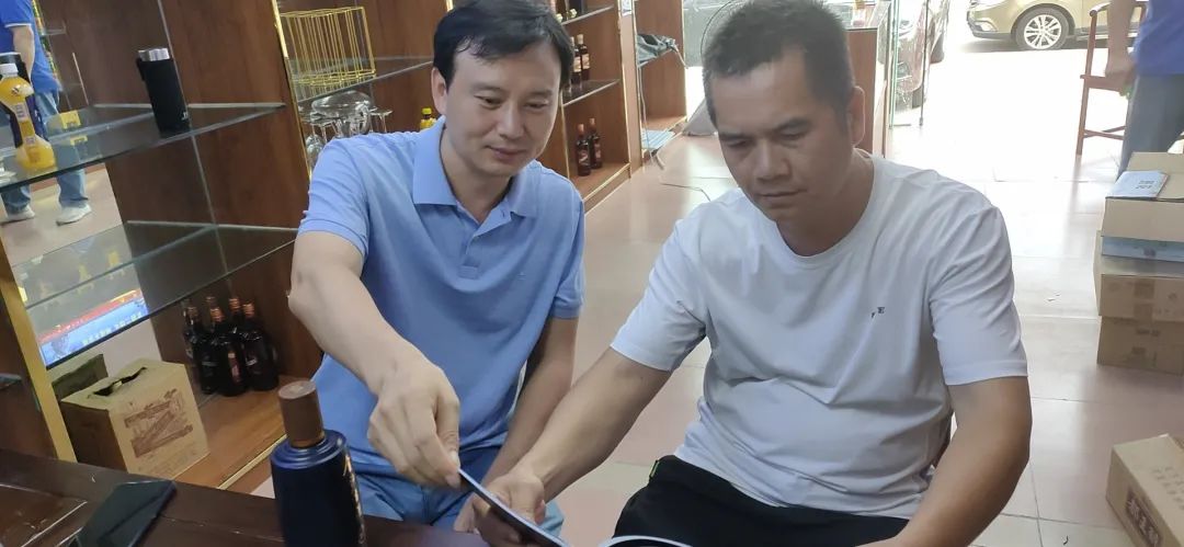 金沙古酒销售斗士—陈仁清